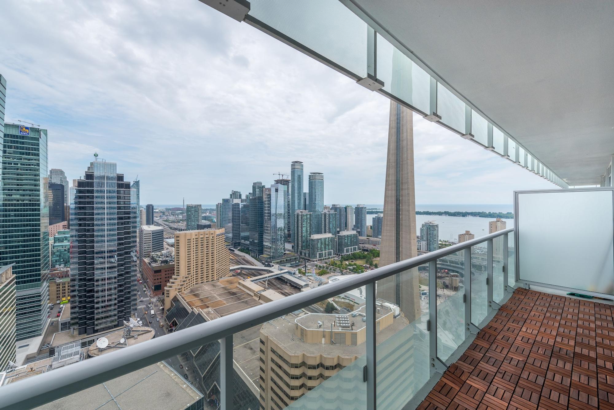 Grand Royal Condos - Cn Tower Toronto Buitenkant foto