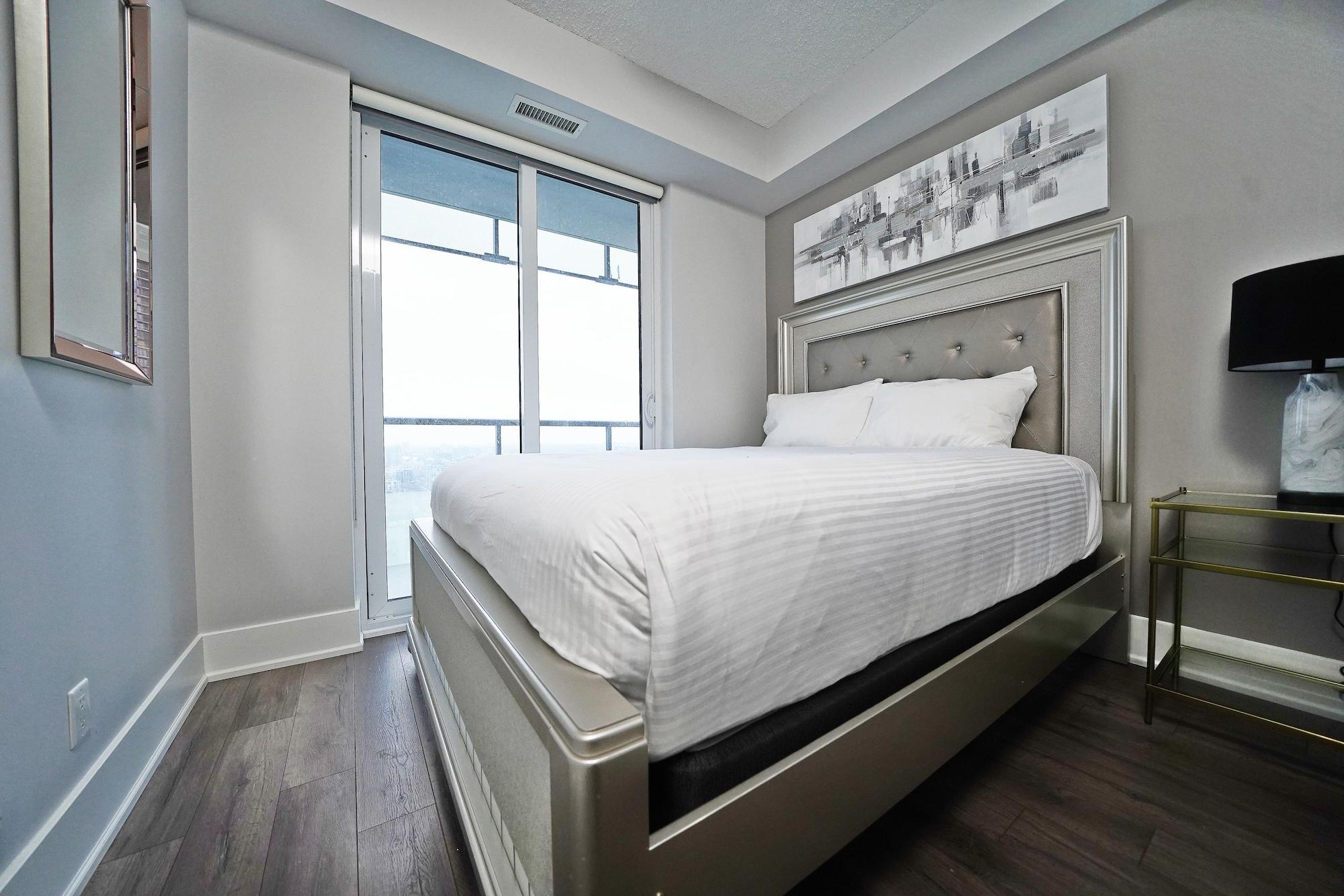 Grand Royal Condos - Cn Tower Toronto Buitenkant foto