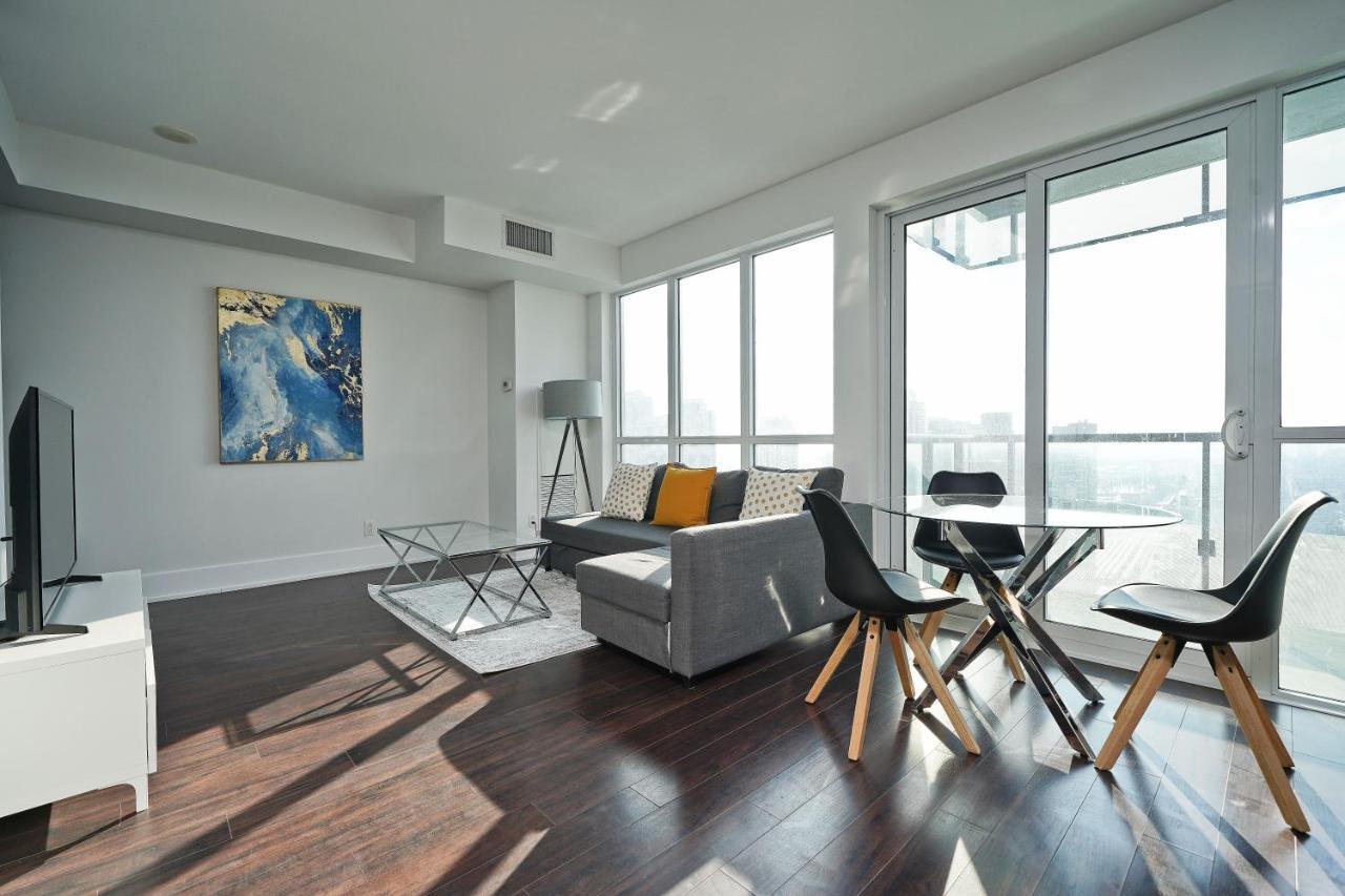 Grand Royal Condos - Cn Tower Toronto Buitenkant foto