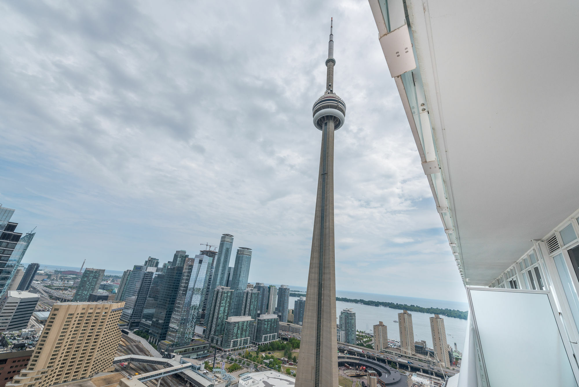 Grand Royal Condos - Cn Tower Toronto Buitenkant foto